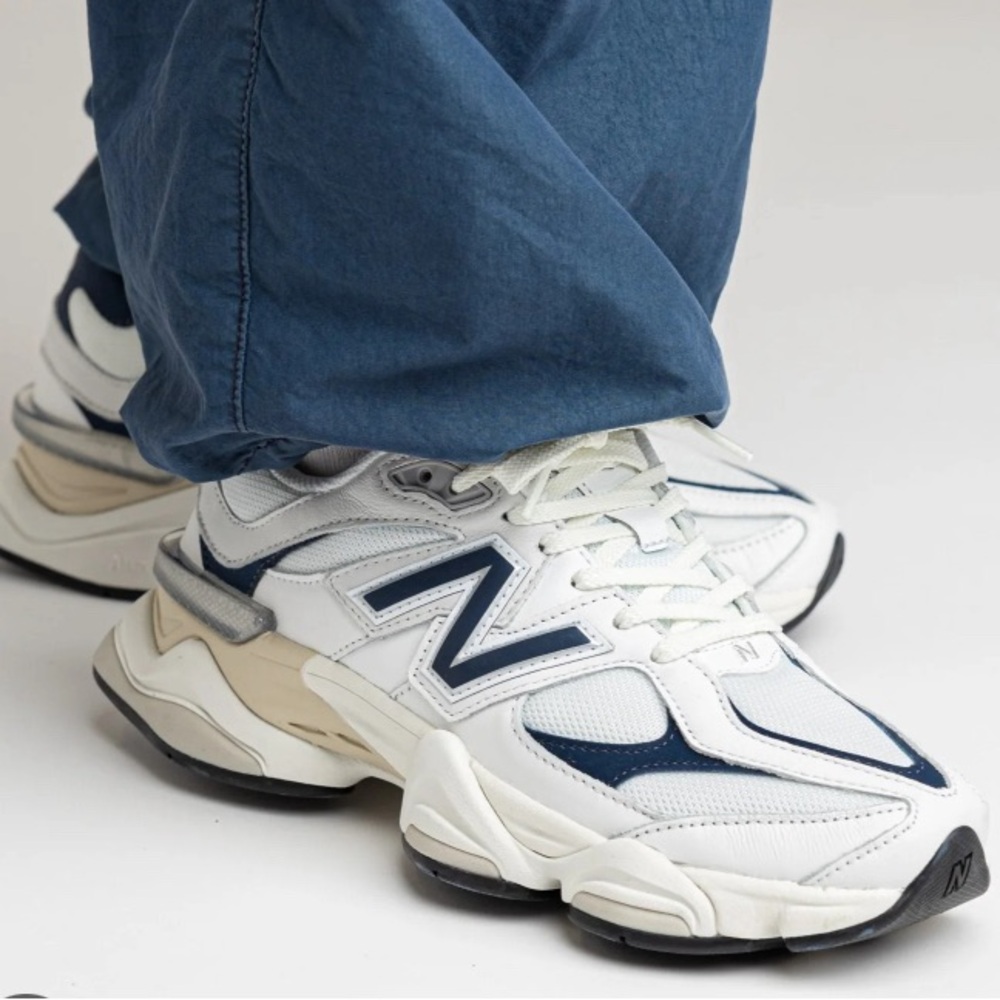 New Balance 9060 White/Navy